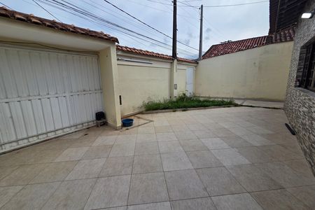 Casa para alugar com 194m², 2 quartos e 2 vagas Casa para alugar com 194m², 2 quartos e 2 vagasQuintal