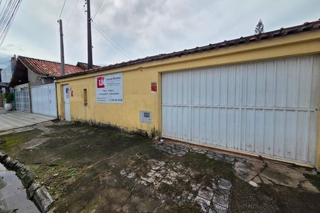 Casa para alugar com 194m², 2 quartos e 2 vagas Casa para alugar com 194m², 2 quartos e 2 vagasFachada