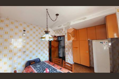 Casa à venda com 3 quartos, 131m² em Vila Sao Paulo, São Paulo