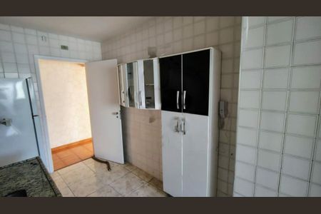 Apartamento à venda com 77m², 3 quartos e 2 vagas