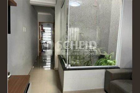 Casa à venda com 97m², 3 quartos e 2 vagas