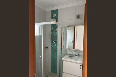 Casa à venda com 97m², 3 quartos e 2 vagas