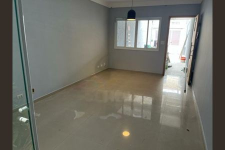 Casa à venda com 97m², 3 quartos e 2 vagas