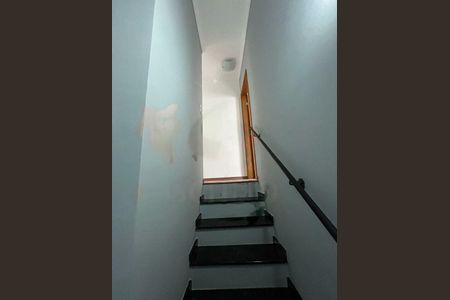 Casa à venda com 97m², 3 quartos e 2 vagas