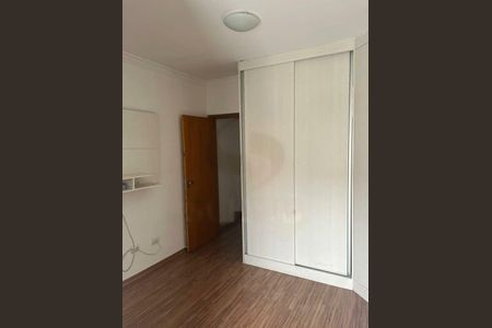 Casa à venda com 3 quartos, 97m² em Vila Romano, São Paulo