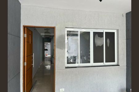 Casa à venda com 97m², 3 quartos e 2 vagas