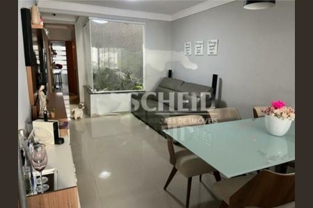 Casa à venda com 97m², 3 quartos e 2 vagas