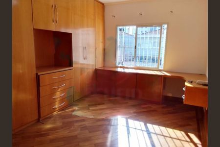 Casa à venda com 190m², 3 quartos e 2 vagas