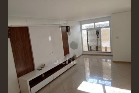 Casa à venda com 190m², 3 quartos e 2 vagas
