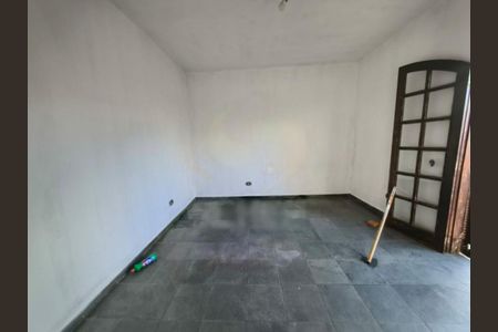 Casa à venda com 3 quartos, 120m² em Jardim Guanhembu, São Paulo