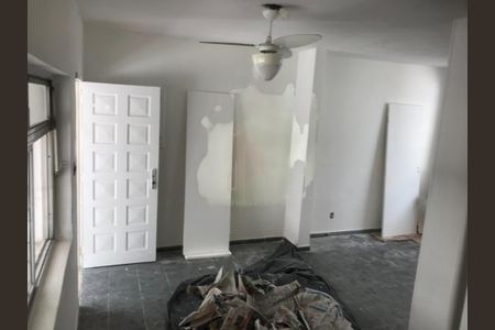 Foto 01 de casa para alugar com 2 quartos, 120m² em Santo Amaro, São Paulo