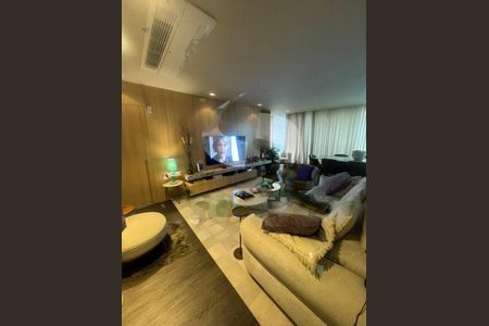 Apartamento à venda com 2 quartos, 109m² em Vila Nova Conceição, São Paulo