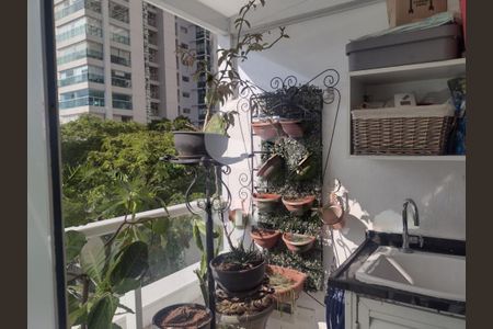 Apartamento à venda com 99m², 2 quartos e 2 vagas