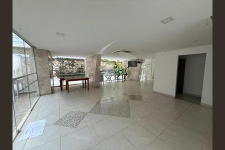 Apartamento à venda com 110m², 2 quartos e 1 vaga