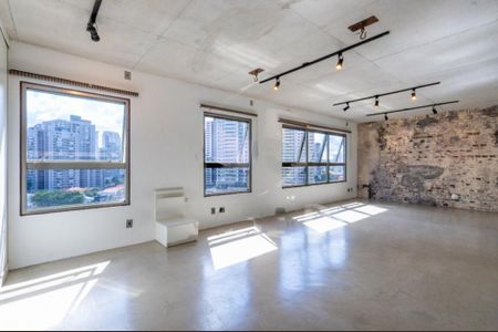 Apartamento à venda com 1 quarto, 70m² em Jardim das Acacias, São Paulo