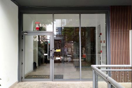Entrada do edifício de kitnet/studio à venda com 1 quarto, 42m² em Sumarezinho, São Paulo