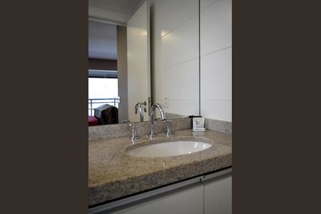 Banheiro de kitnet/studio à venda com 1 quarto, 42m² em Sumarezinho, São Paulo