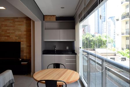 Studio para alugar com 42m², 1 quarto e 1 vagaEstúdio - varanda