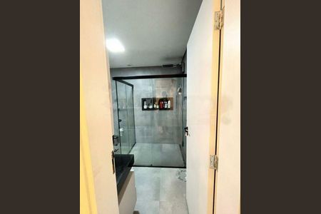 Casa à venda com 3 quartos, 202m² em Campo Grande, São Paulo