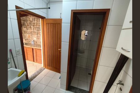 Casa à venda com 132m², 3 quartos e 3 vagas