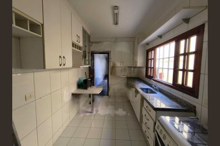 Casa à venda com 132m², 3 quartos e 3 vagas