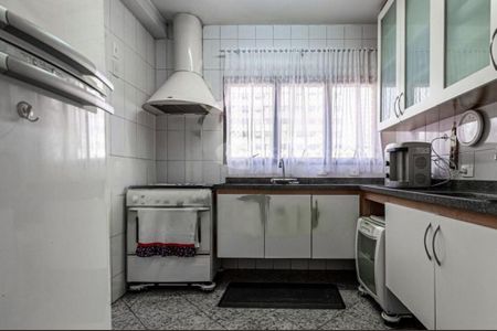 Apartamento à venda com 200m², 4 quartos e 4 vagas