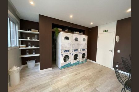 Apartamento à venda com 2 quartos, 34m² em Jardim Taquaral, São Paulo