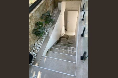 Casa à venda com 3 quartos, 170m² em Jardim Esmeralda (Zona Sul), São Paulo