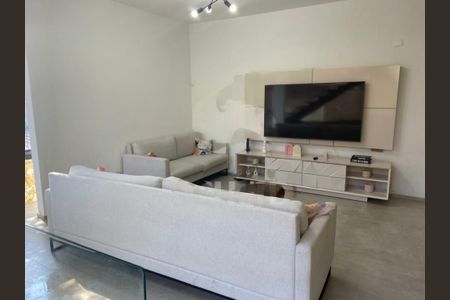 Casa à venda com 3 quartos, 170m² em Jardim Esmeralda (Zona Sul), São Paulo