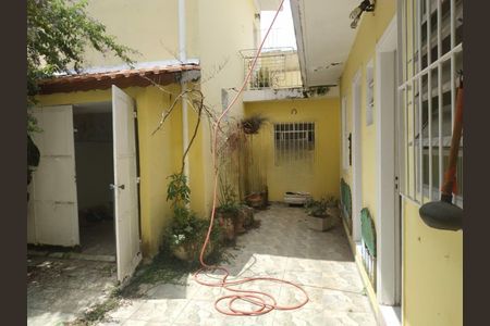 Casa à venda com 250m², 4 quartos e 6 vagas
