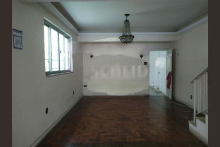Casa à venda com 4 quartos, 250m² em Vila Mariana, São Paulo