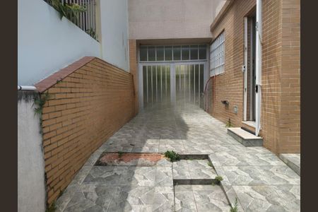 Casa à venda com 250m², 4 quartos e 6 vagas