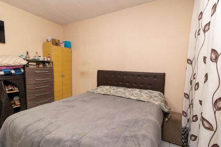 Casa à venda com 160m², 4 quartos e 1 vaga Casa à venda com 160m², 4 quartos e 1 vagaQuarto 1 suite