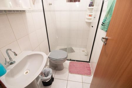 Casa à venda com 160m², 4 quartos e 1 vaga Casa à venda com 160m², 4 quartos e 1 vagaBanheiro Social
