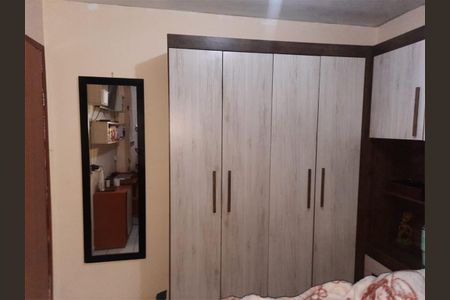 Casa à venda com 160m², 4 quartos e 1 vaga Casa à venda com 160m², 4 quartos e 1 vagaQuarto 4