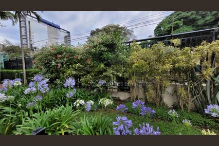 Apartamento à venda com 68m², 2 quartos e 1 vaga