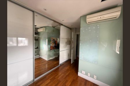 Apartamento à venda com 294m², 4 quartos e 4 vagas