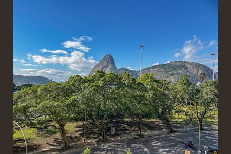 Apartamento para alugar com 149m², 3 quartos e 2 vagas