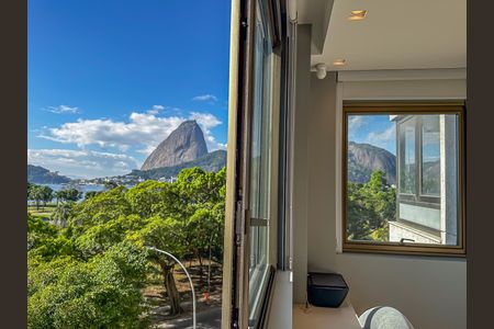 Apartamento para alugar com 149m², 3 quartos e 2 vagas
