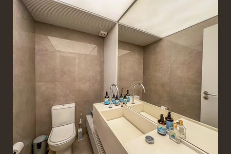 Apartamento para alugar com 149m², 3 quartos e 2 vagas