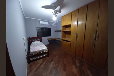 Casa à venda com 4 quartos, 230m² em Parque das Arvores, São Paulo