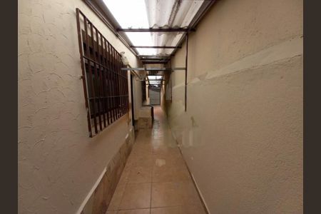Casa à venda com 230m², 4 quartos e 6 vagas
