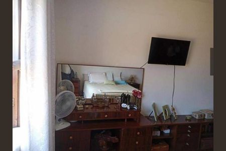 Casa à venda com 3 quartos, 250m² em Jardim Pedreira, São Paulo