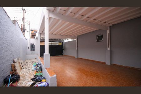 Casa para alugar com 105m², 2 quartos e 4 vagas Casa para alugar com 105m², 2 quartos e 4 vagasGaragem