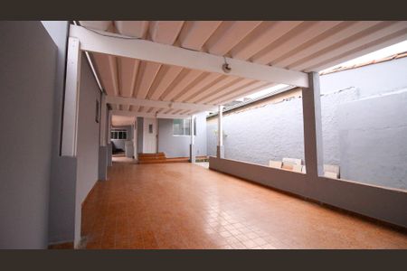 Casa para alugar com 105m², 2 quartos e 4 vagas Casa para alugar com 105m², 2 quartos e 4 vagasGaragem