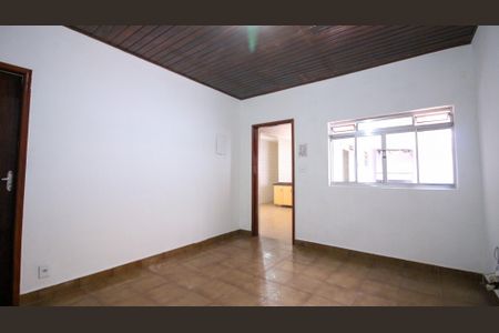 Sala de casa para alugar com 2 quartos, 105m² em Jardim Roseli, São Paulo