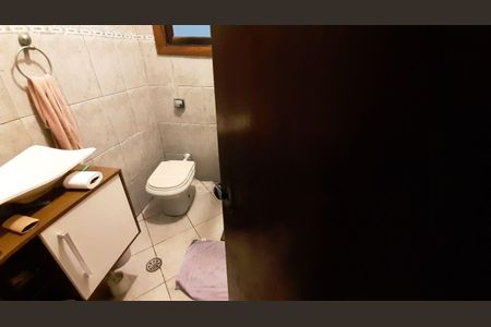 Casa à venda com 4 quartos, 200m² em Jardim Juá, São Paulo