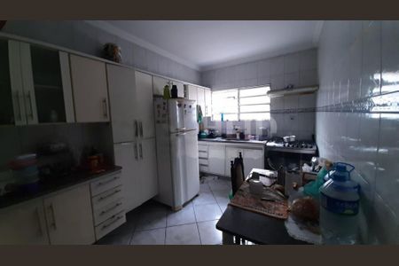 Casa à venda com 4 quartos, 200m² em Jardim Juá, São Paulo