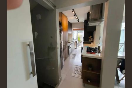 Casa à venda com 102m², 3 quartos e 2 vagas
