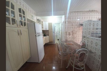 Casa à venda com 3 quartos, 245m² em Conjunto Residencial Jardim Canaa, São Paulo